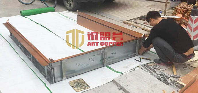 銅門安裝案例_銅盟薈